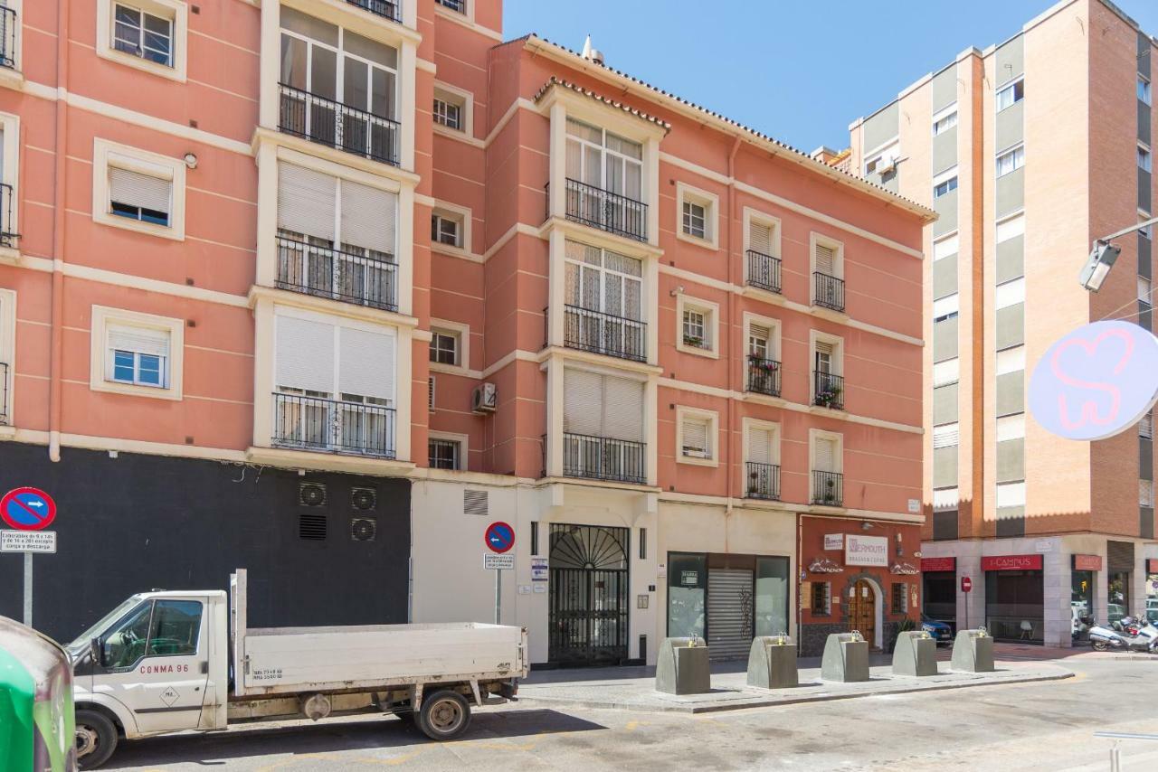 Lu&Cia Central Station Malaga Exterior photo